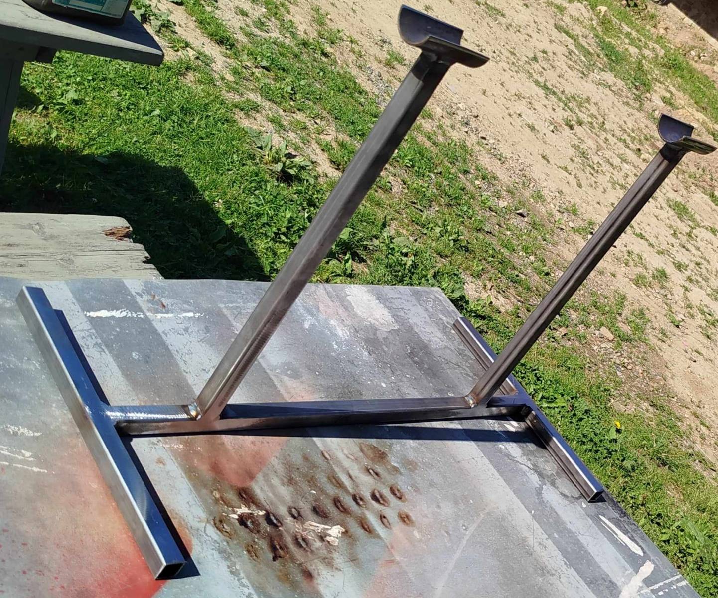 Cr�ation d'une b�quille de stand pour moto de collection
